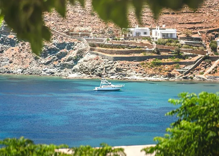 Kythnos Aegean Bliss - Seaview Getaway بيت للعطل *