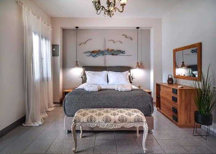 Kythnos Aegean Bliss - Seaview Getaway بيت للعطل *