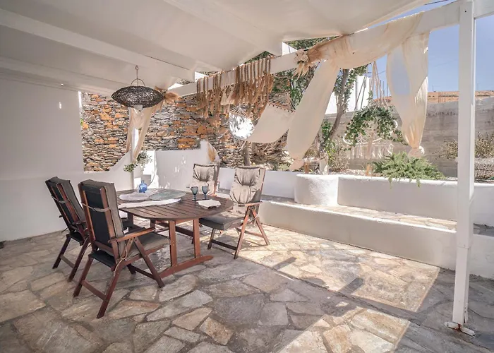 بيت للعطل Kythnos Aegean Bliss - Seaview Getaway *